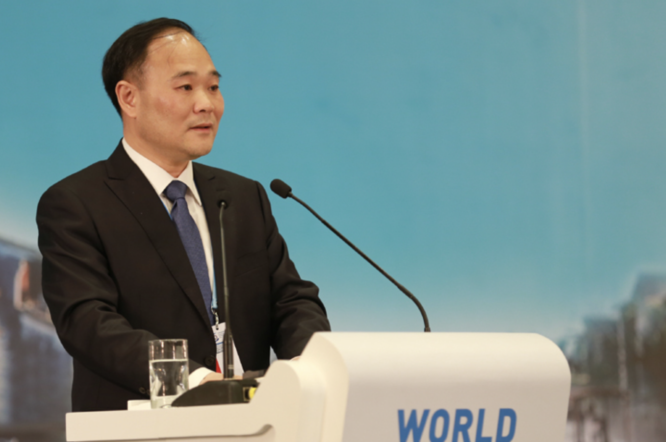 尘埃落定!阿里退出,魅族的黄章时代结束