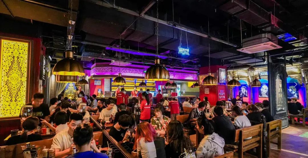 连锁小酒馆第一股,海伦司能否梦圆大排档?