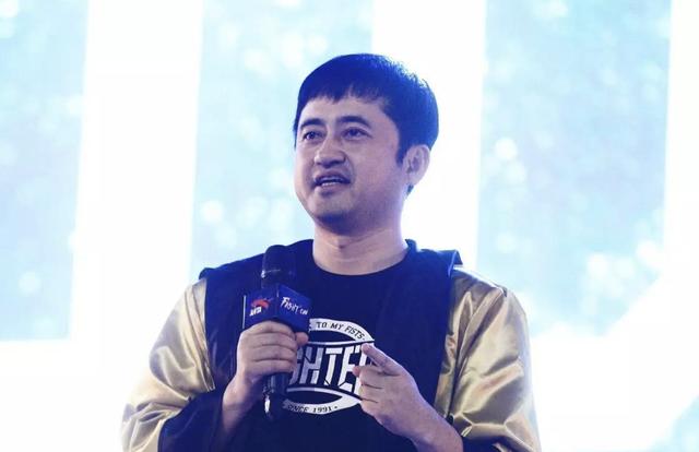 259.7亿!首次超越耐克中国,安踏“吊打”李宁、阿迪