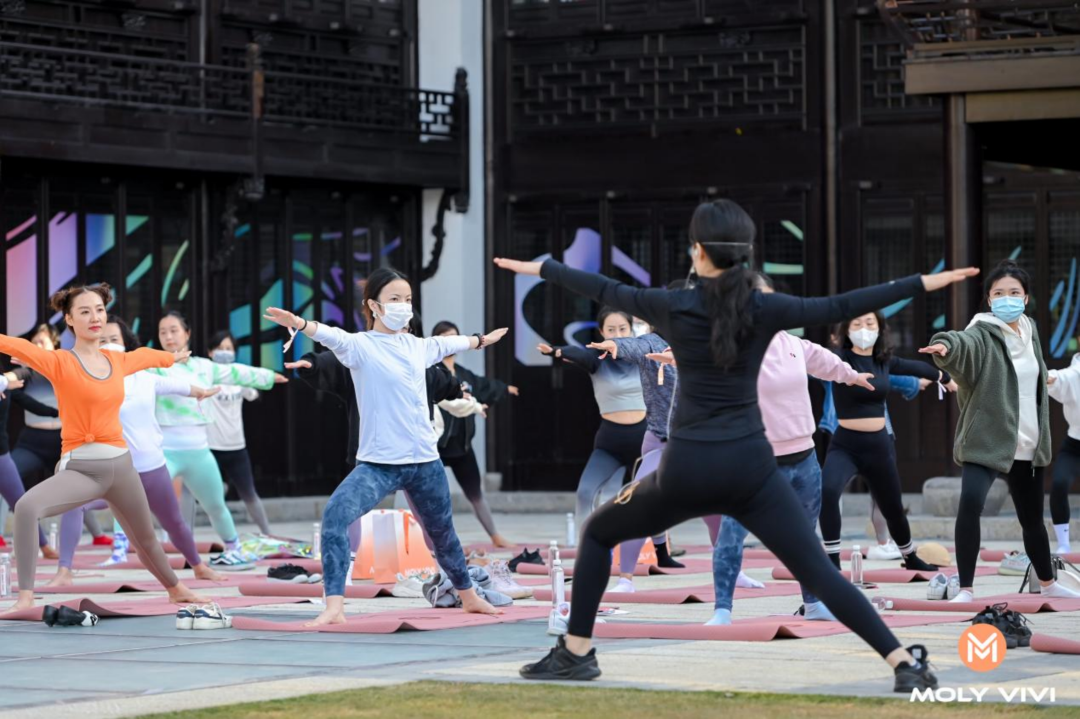 让“运动，说走就走”，MOLY VIVI新店亮相上海静安。