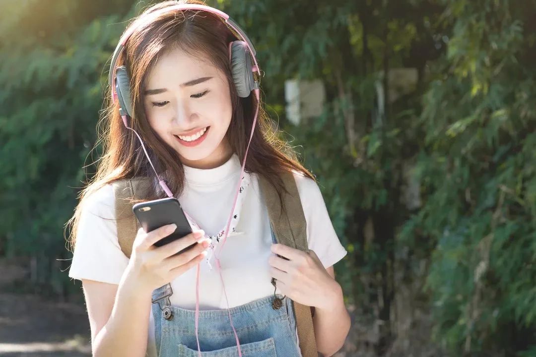 网易云音乐总想做社交,但云村人只想“网抑云”?