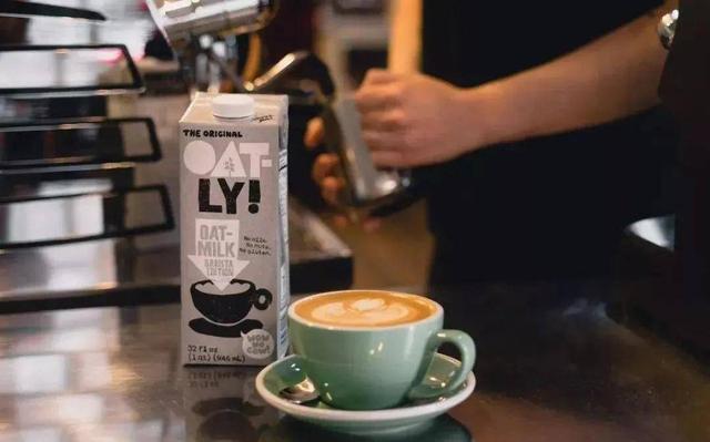 在中国市场,OATLY燕麦奶依靠什么成为“标杆品牌”?