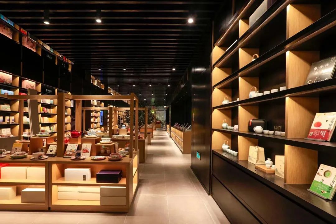 言几又撤离上海,实体书店的生意到底了么?
