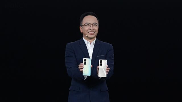 荣耀CEO赵明:荣耀90系列将引领屏幕进入零风险调光时代