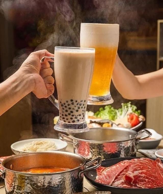 6 月新开 2156 家,新茶饮卷进了早餐里
