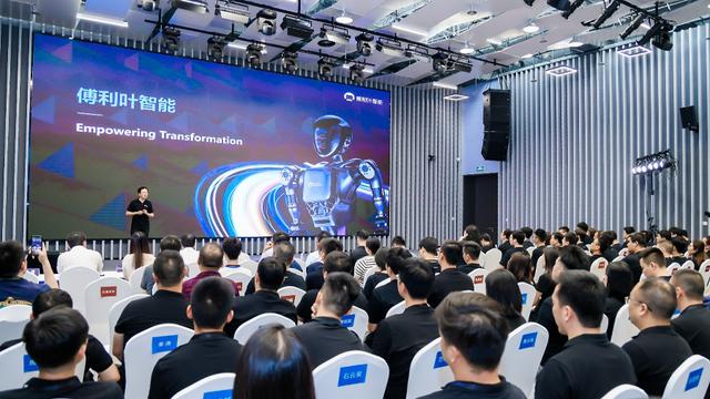 傅利叶战略升级:聚焦通用人形机器人,未来5年计划实现三级跳