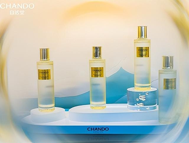 伽蓝集团进击IPO:原料端价值是国货美妆的新“解药”?