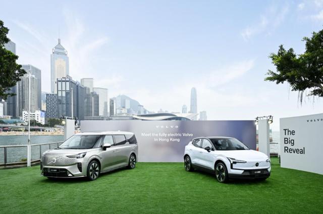 雷克萨斯LM竞品来了,沃尔沃首款豪华纯电MPV EM90香港亮相