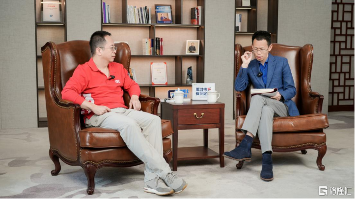 AI时代选什么专业？周鸿祎：计算机仍是首选，文科生优势也很大