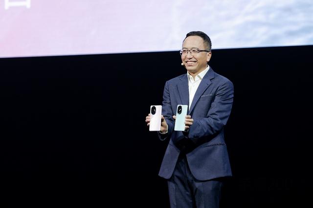 荣耀200系列正式登场:首发雅顾光影写真大师,售价2699元起