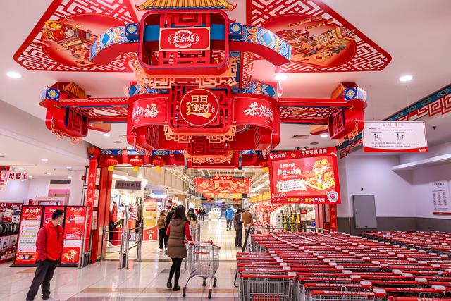 承认吧，所谓年味是期待和小时候自己的一场重逢