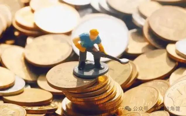 华安基金万建军在管基金亏37%,“一拖多抄作业”引质疑