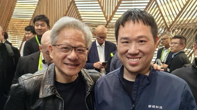 群核科技亮相GTC,黄晓煌回应卖英伟达股票创业:光谈钱没意思