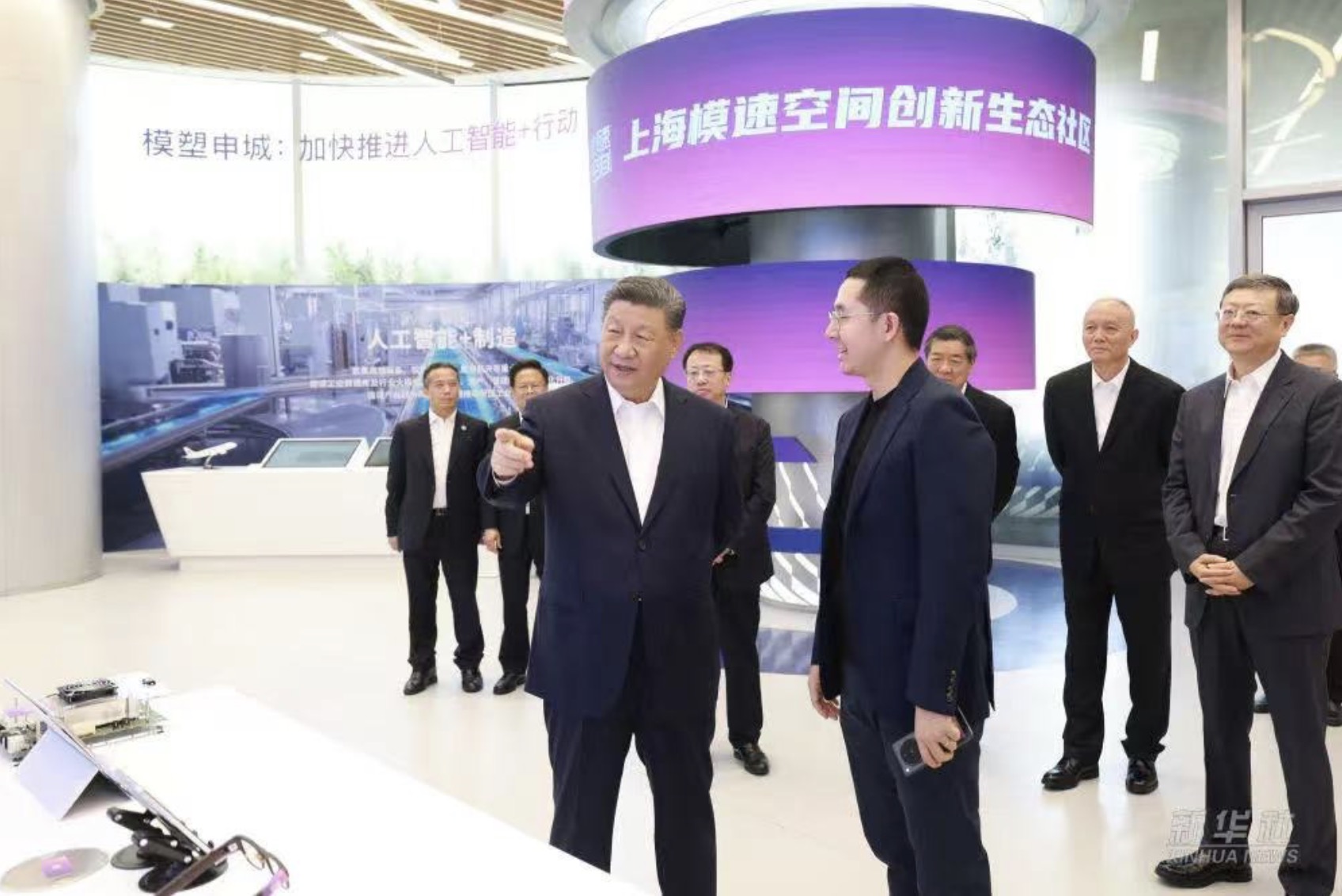 牢记总书记嘱托，人工智能要为老百姓创造好的生活