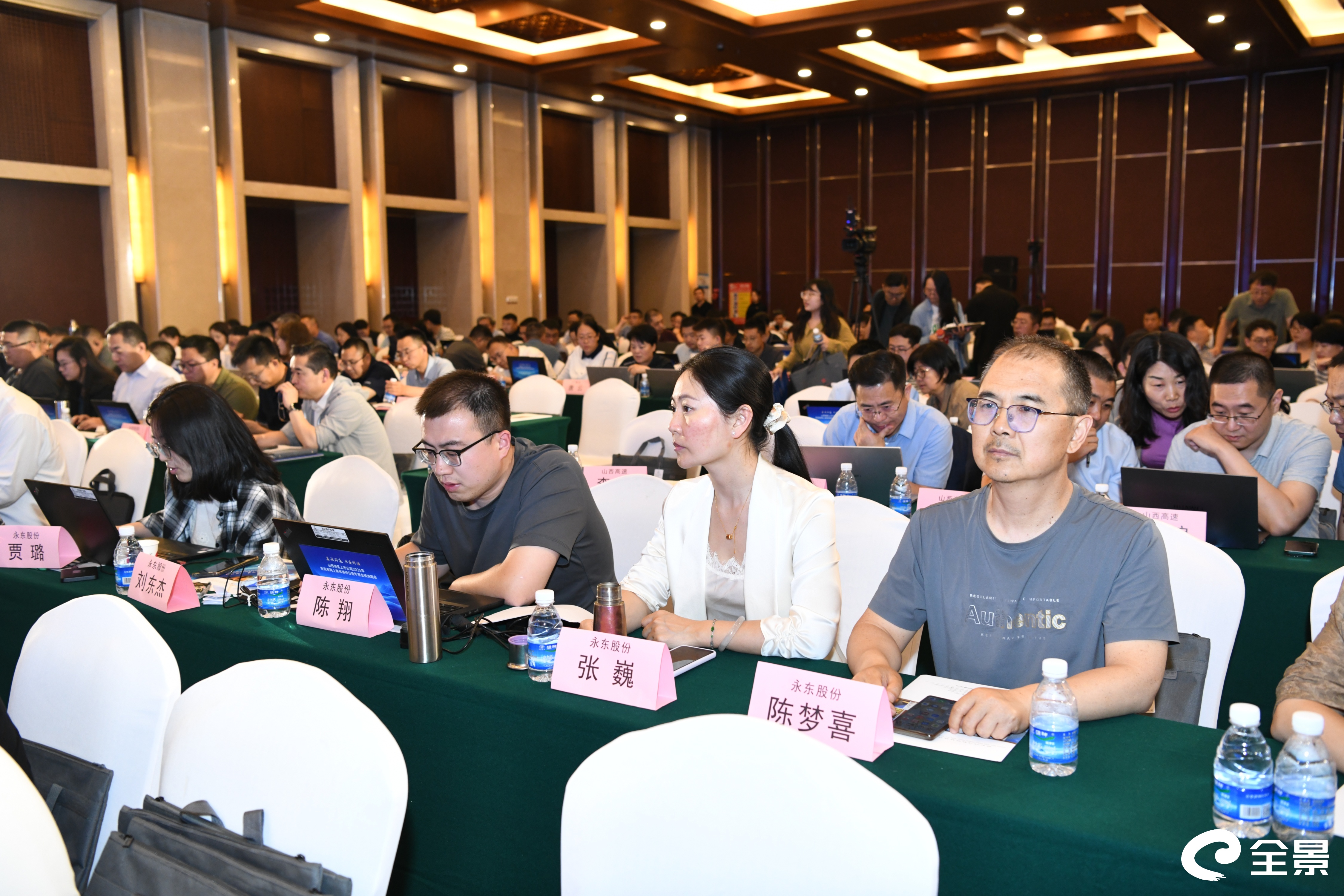 DSC_5391_wm__11579632.jpg