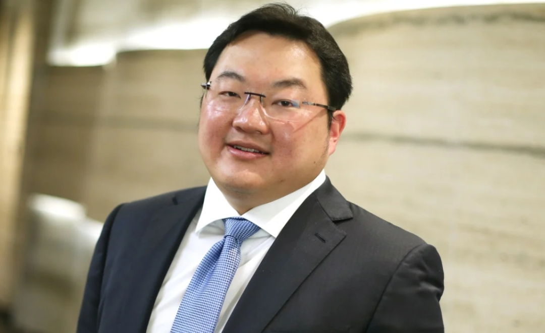 坑了大马45亿美元!被多国通缉的华裔富豪,竟藏身上海豪宅