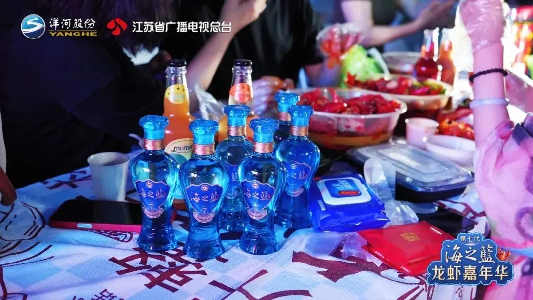 以消费者为中心，洋河凭品质定力穿越行业周期 让好酒走进百姓餐桌，洋河两款“实力派”征服酒友