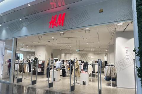 服饰品牌都押注的大店，能成阻止线下的溃败么？