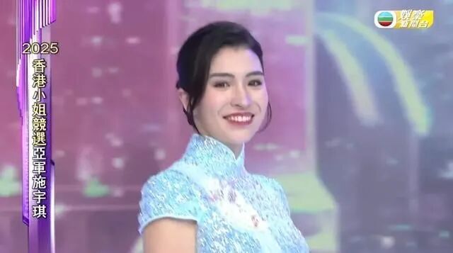两年赚100万美元也要选美！金融圈才女，成了闯荡娱乐圈的顶级人设？