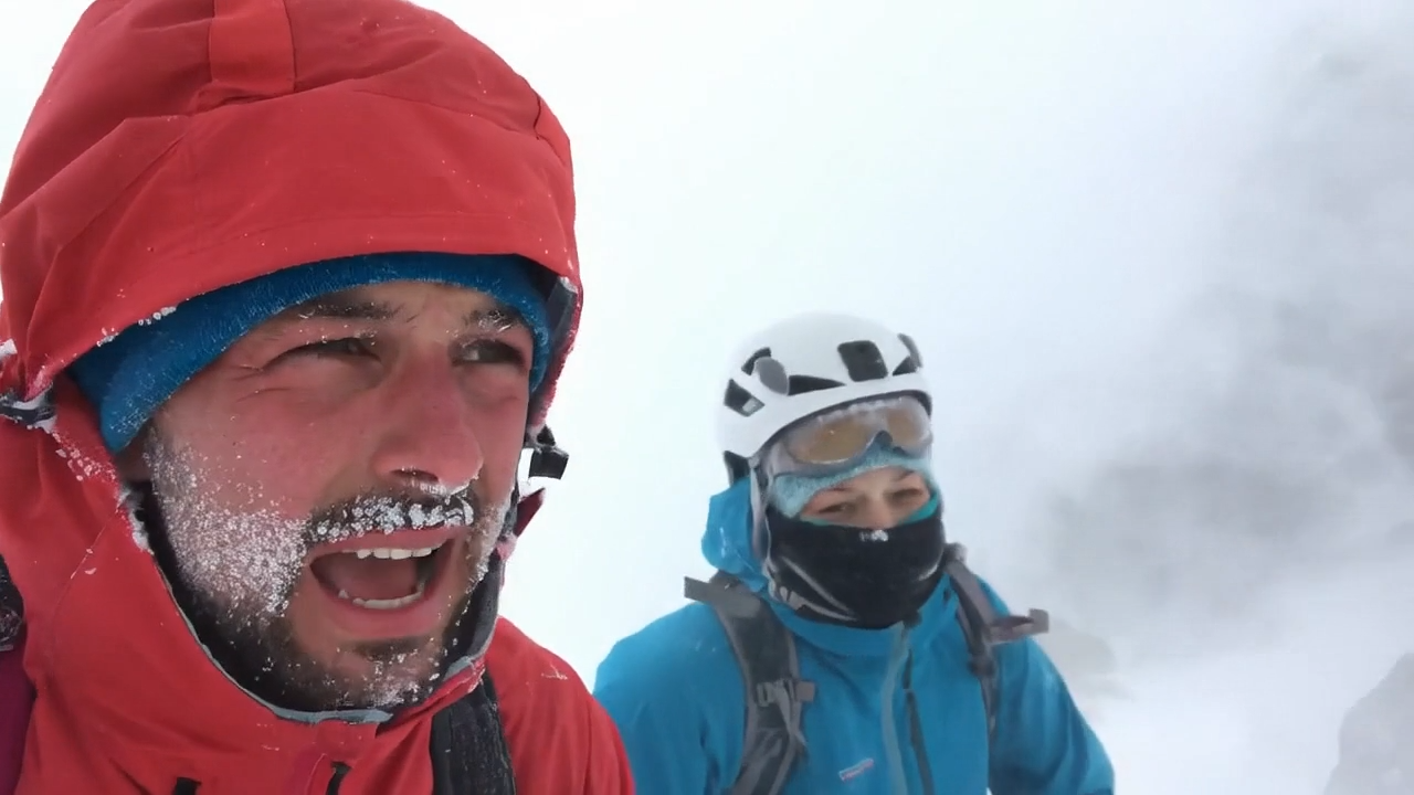 Sora 2 爆火社交平台，AI影像纪元新开端