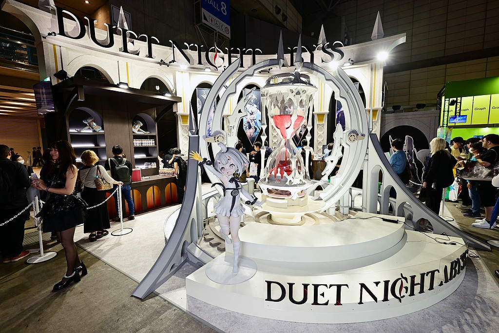 游戏科学前外部股东，做了第一个“掀桌”二次元游戏