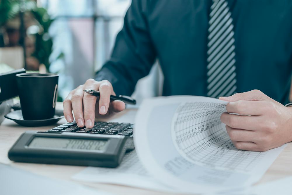 中国信达再次出手拟减持方正证券不超1%股份，年内至少5家券商官宣股东减持计划