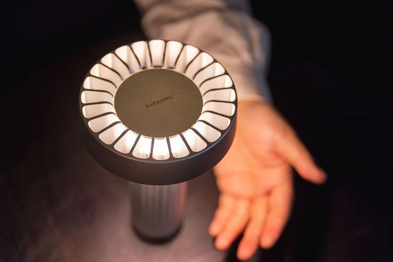 看五款创意灯具上演的光影互动游戏