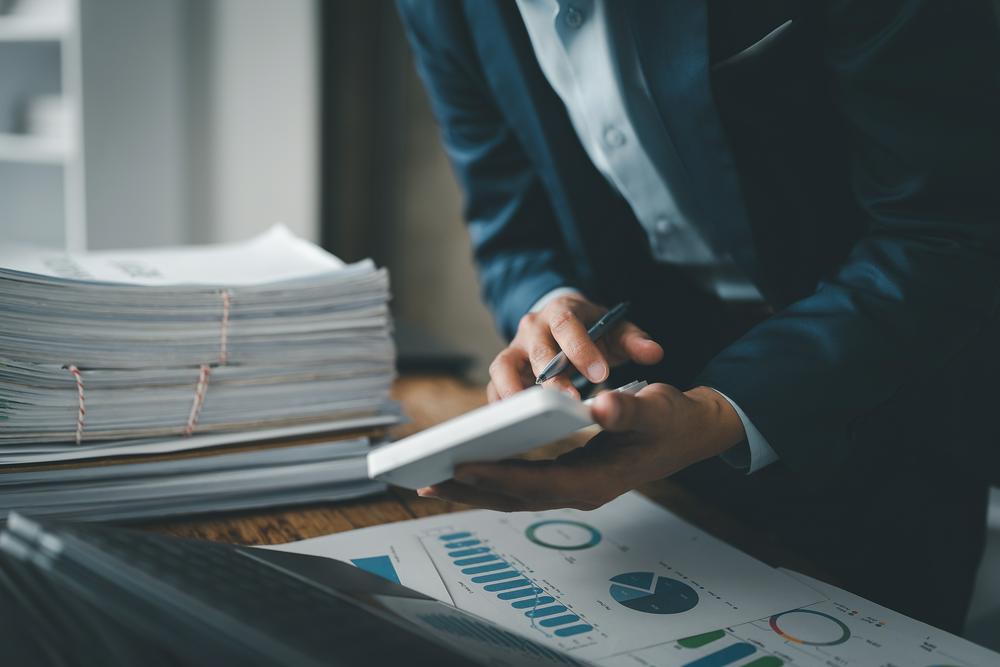 年报“失约”华凯保险摘牌,新三板挂牌十年曾历股东内斗、治理失序“闹剧”