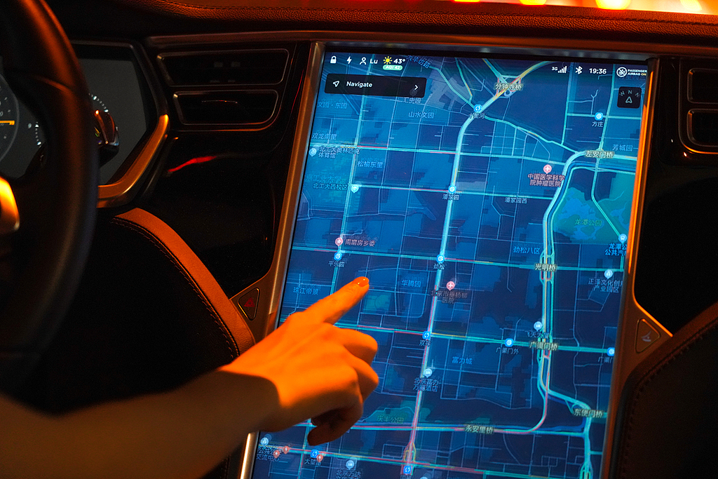 “面板三哥”惠科股份冲击深交所主板IPO，高额负债下仍现金分红