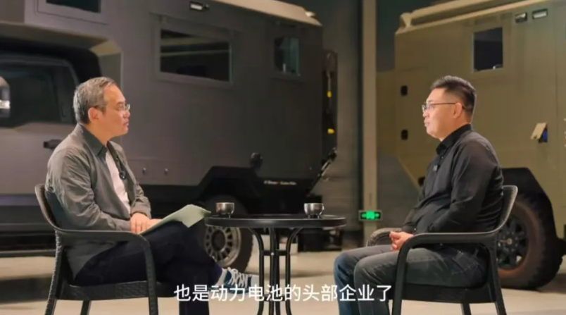 从“窄门”到“微光”:蜂巢能源2025的韧性增长论——兼论行业格局演变与二线突围逻辑