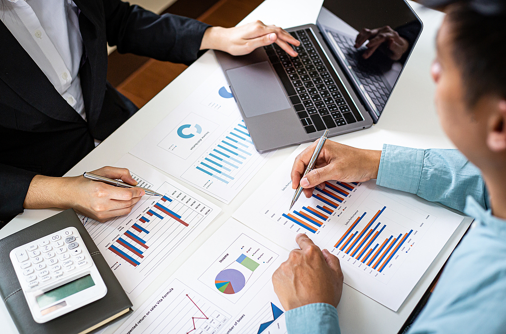 证监会通报2025年首发企业现场检查情况：2家涉嫌信披重大违法违规，6家存在信披质量缺陷