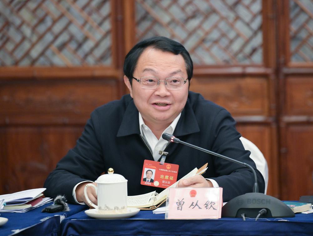 五粮液董事长曾从钦接受调查