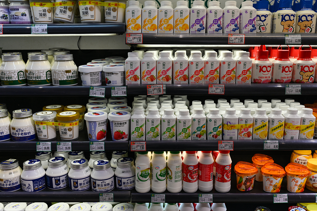 对话刘永好:猪价寒冬下,新希望如何靠AI与出海“向上卷”?