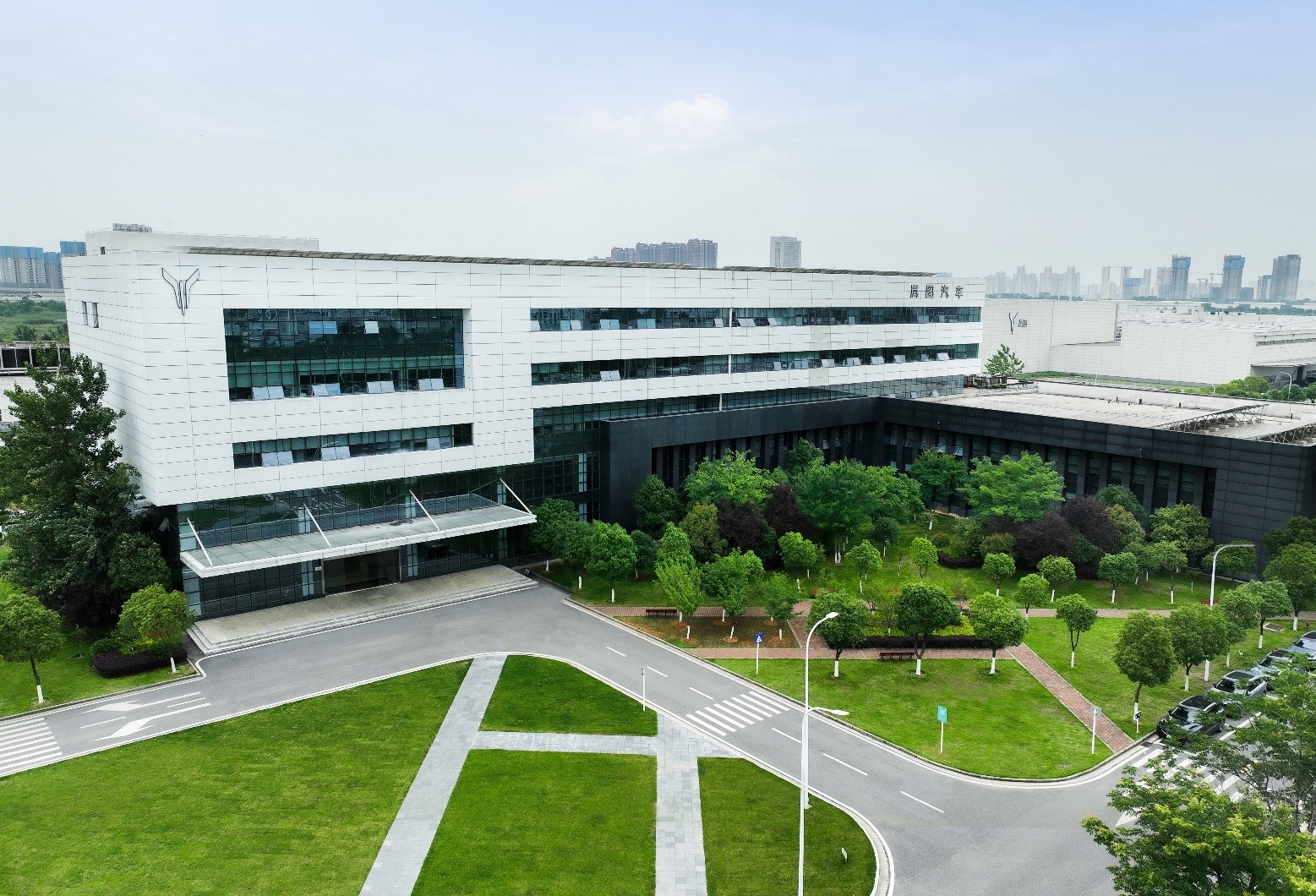 “央国企高端新能源第一股”将于3月19日登场！岚图汽车港股上市方案获股东大会高票通过