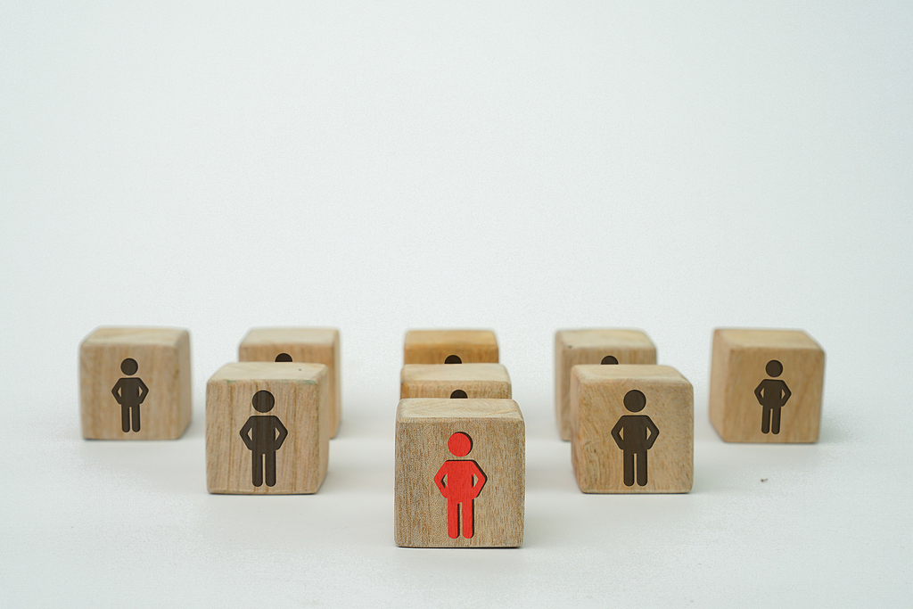 吴传明履新国富人寿董事长，此前其薪酬议案刚被股东投出反对票