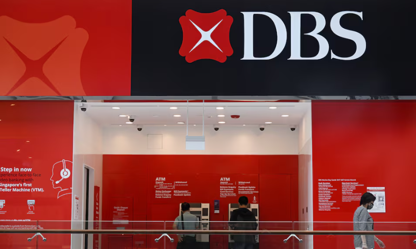 香港监管风暴余波未了！传星展银行女固收VP被证监会停牌，与国君涉事人是夫妻