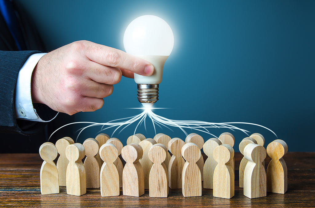 融通财险“新舵手”落定，总经理施强升任董事长，去年以来管理团队密集调整