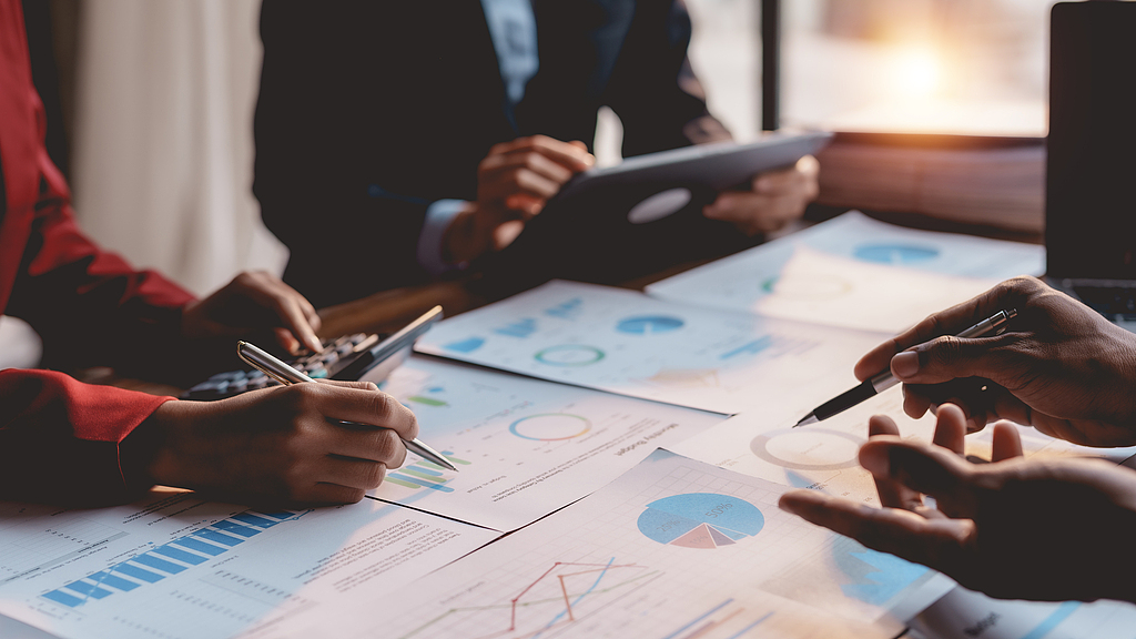 金融监管总局副局长周亮任上被查，涉嫌严重违纪违法