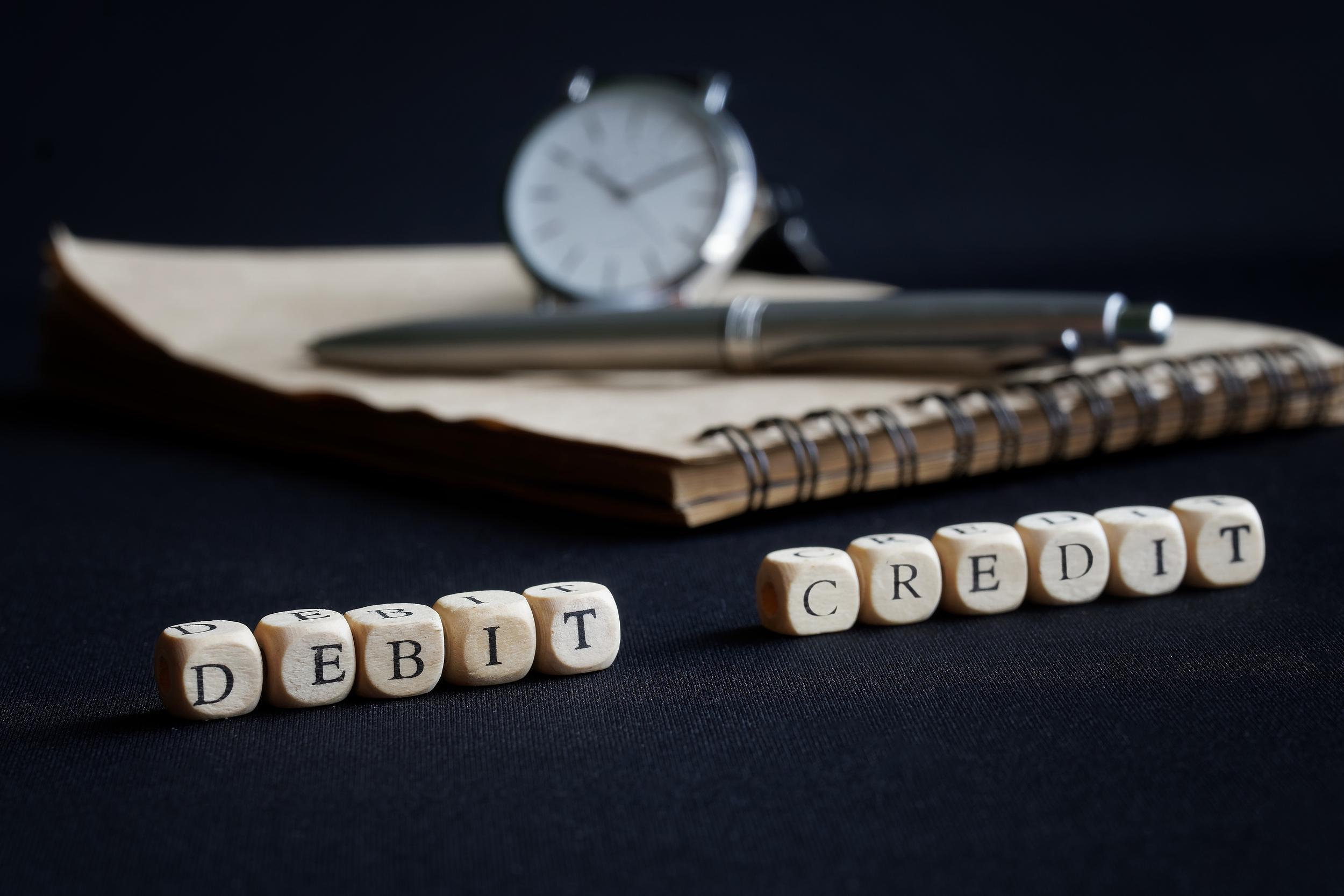 中泰化学再亏2.89亿元,三年累亏超41亿元,254亿元有息负债高悬于顶