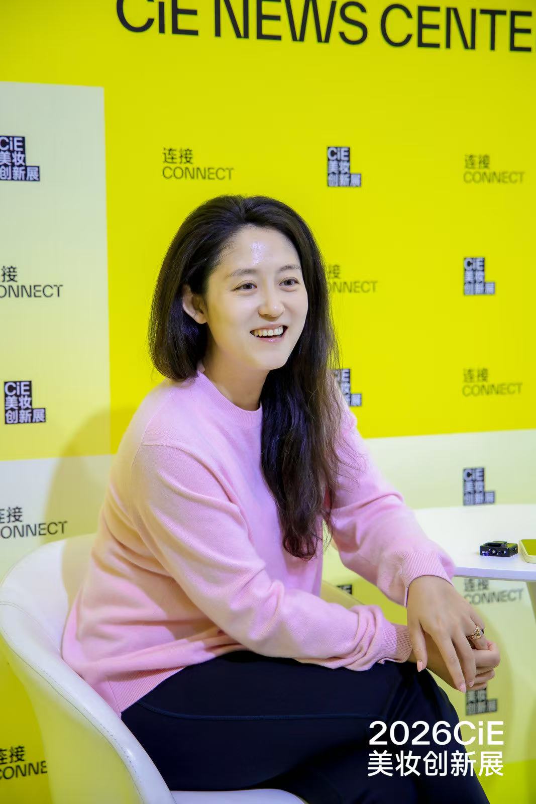 拒绝创始人IP、不依赖融资，千元国货美妆凭什么敢卖得贵｜对话养生堂化妆品总经理吴依凡