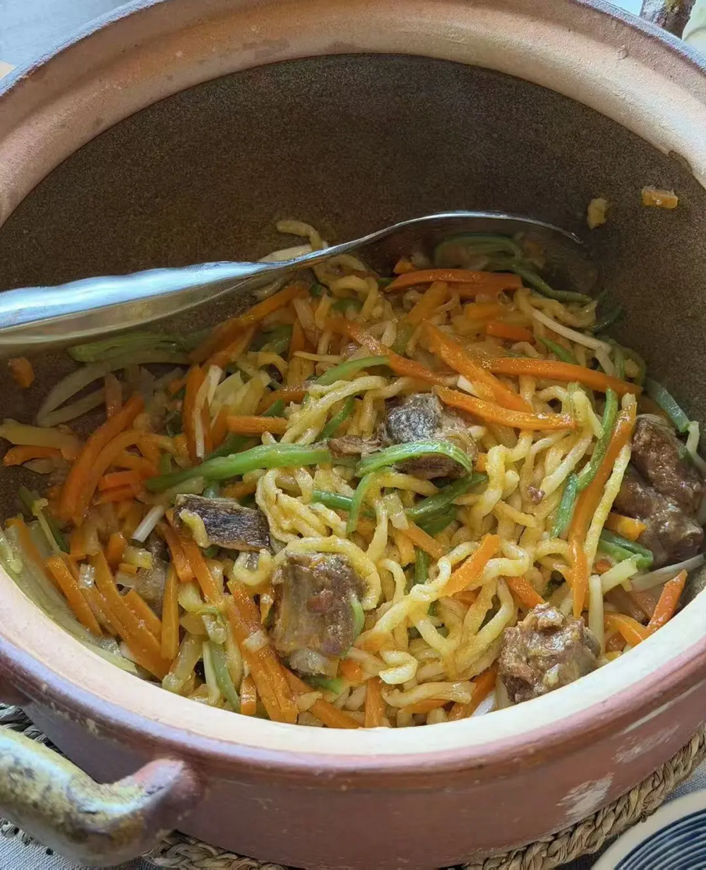 价格低于西贝，一个月开11家新店，贾国龙这次创业能成吗？