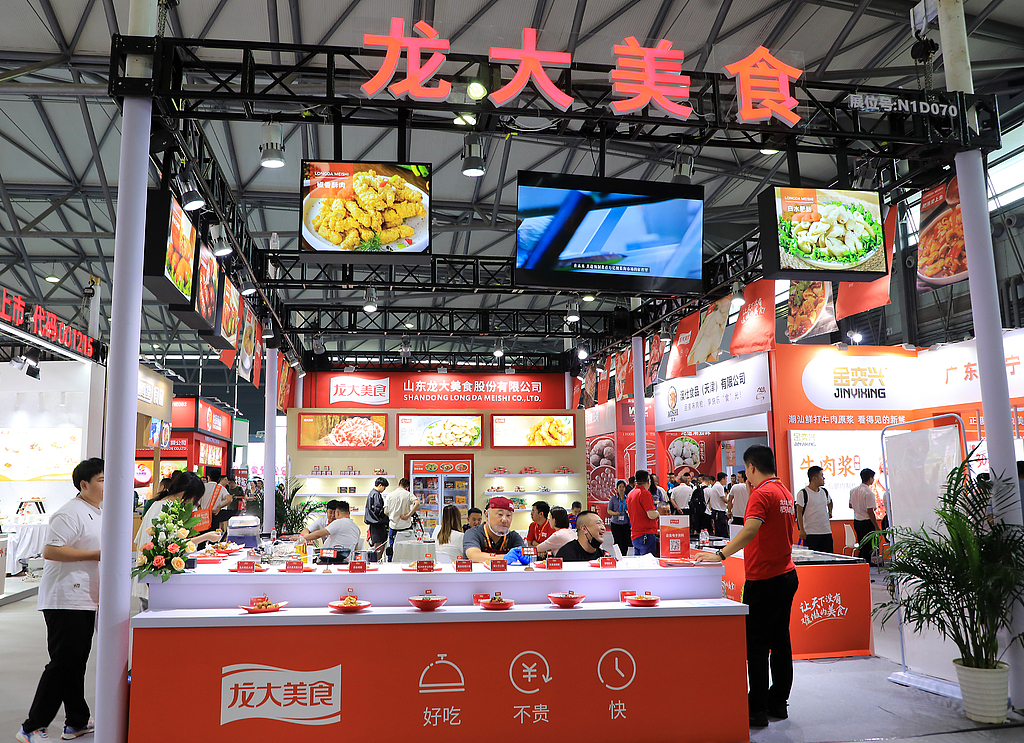 龙大美食控股股东超八成持股遭司法冻结，同业竞争悬而未决，业绩预亏超6亿