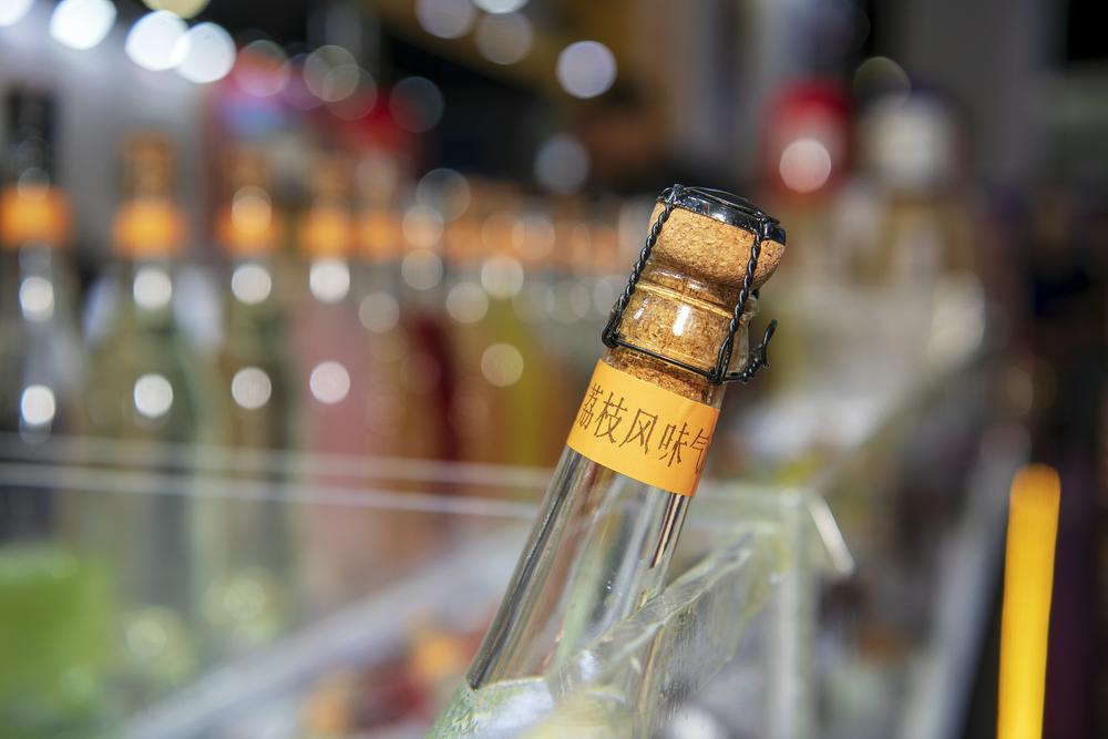 白酒板块拉升，天猫：618期间133个酒水品牌实现翻倍增长