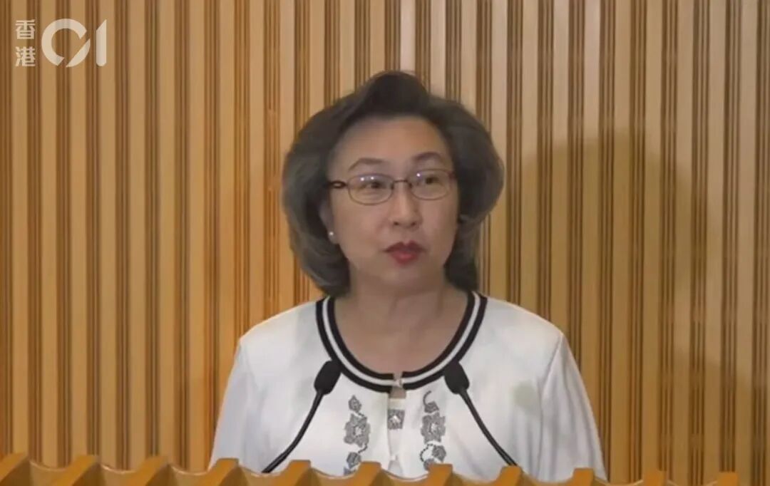 财政状况有所改善，香港公务员拟加薪2%