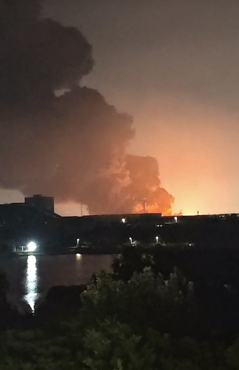 厦门象屿青岛大火背后:仓库是橡胶仓储服务基地,当天气温未达预警,集团5月刚进行安全管理培训