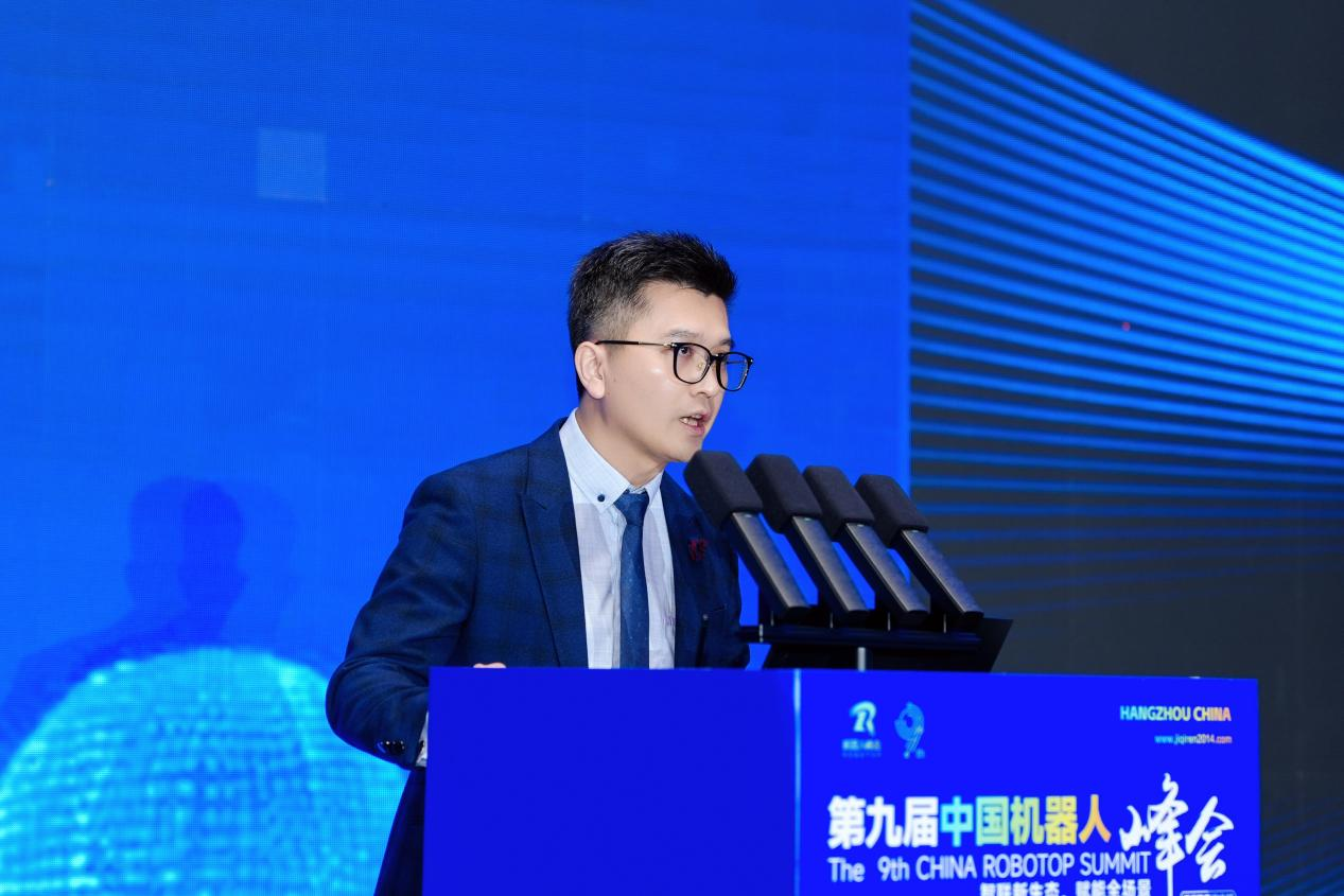 图片1.png 华睿智普发布3纳米物理AI“智能超脑”,大小脑同芯瞄准具身智能产业化