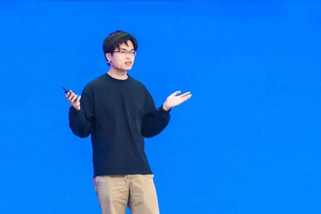 月之暗面完成IPO前最后一轮融资!最新估值约500亿美元,年内暴涨四倍