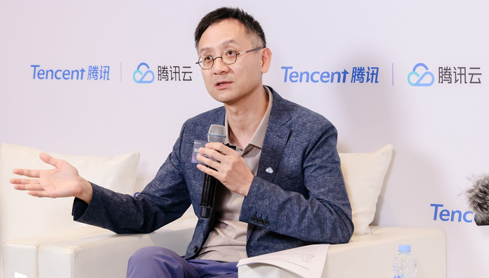 对话汤道生:AI下半场看真实付费的Token调用量